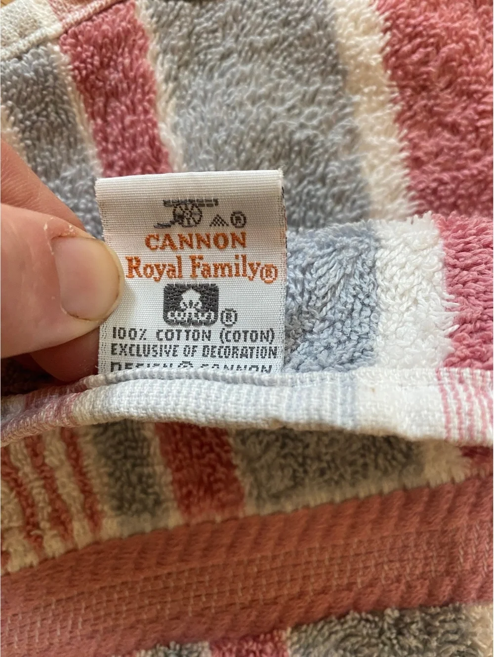 Vintage 80's Cannon Royal Family mauve slate cottage cotton stripe bath towel